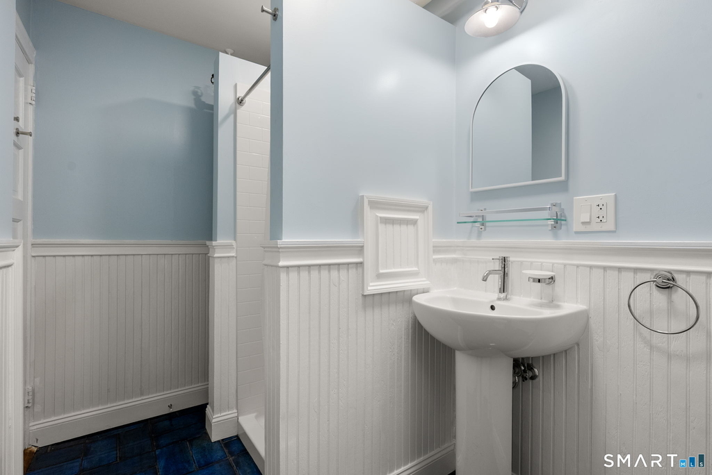 360 Farmington Avenue - Photo 7