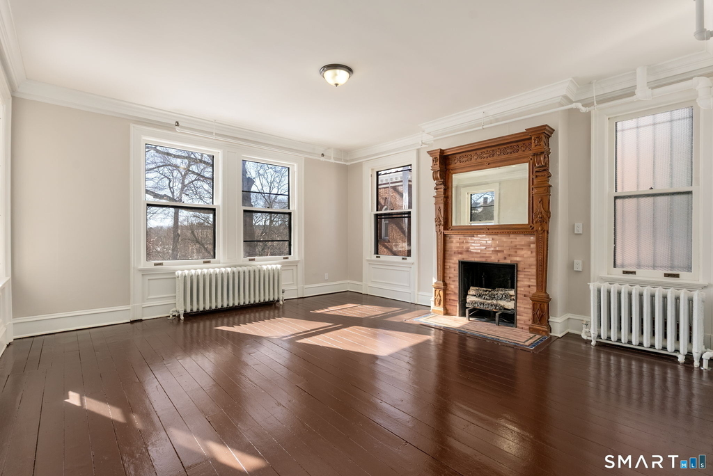 360 Farmington Avenue - Photo 0