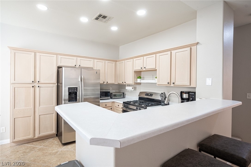 641 Solitude Point Avenue - Photo 10
