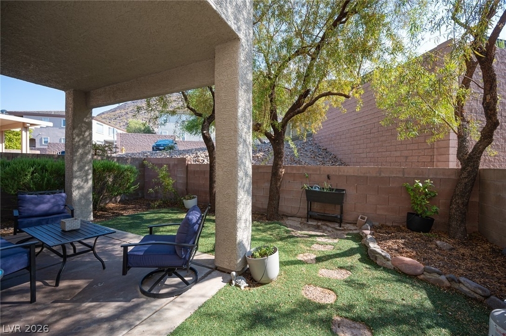 641 Solitude Point Avenue - Photo 51