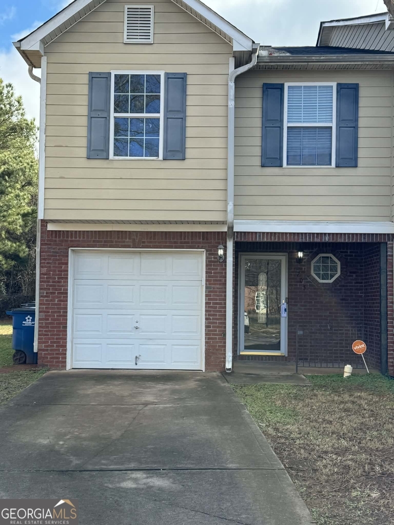 705 Magnolia Gardens Walk - Photo 0