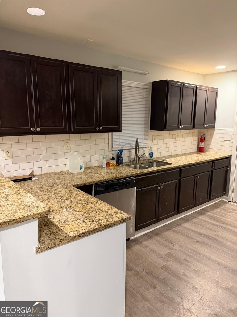 3456 Thompson Drive Nw - Photo 4
