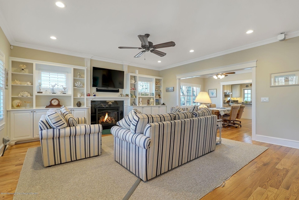 330 Villa Park Way - Photo 7