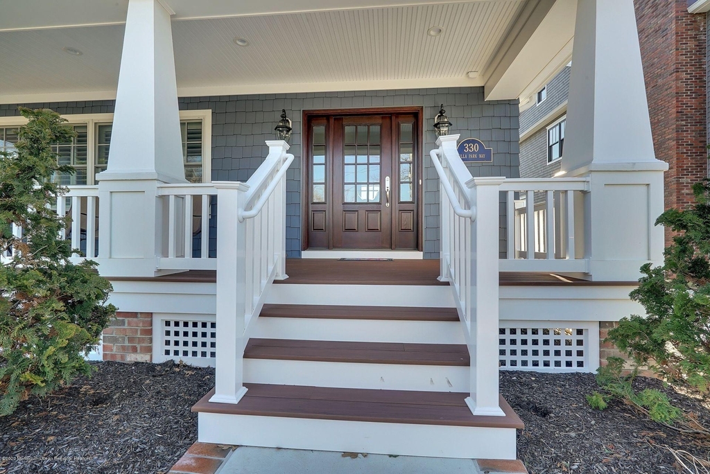 330 Villa Park Way - Photo 3
