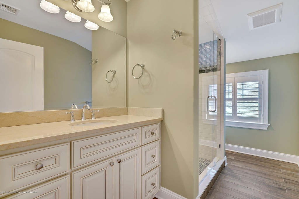330 Villa Park Way - Photo 34