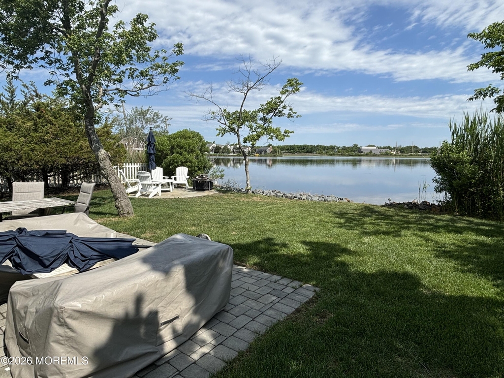 86 Bridge Avenue - Photo 2