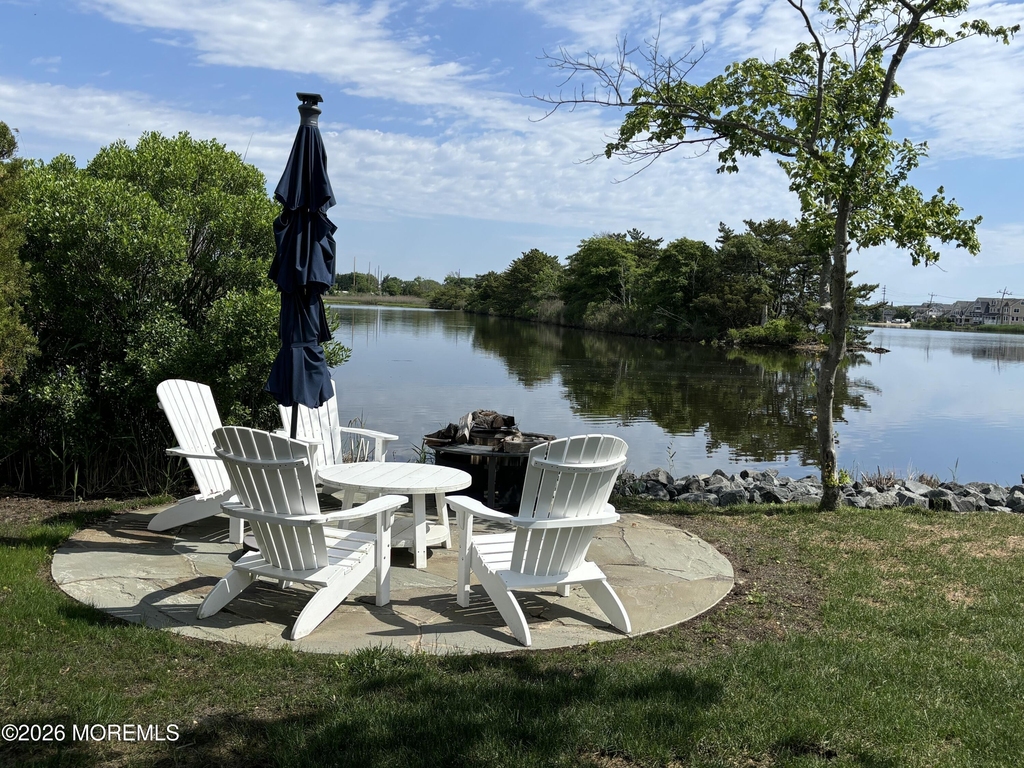 86 Bridge Avenue - Photo 3