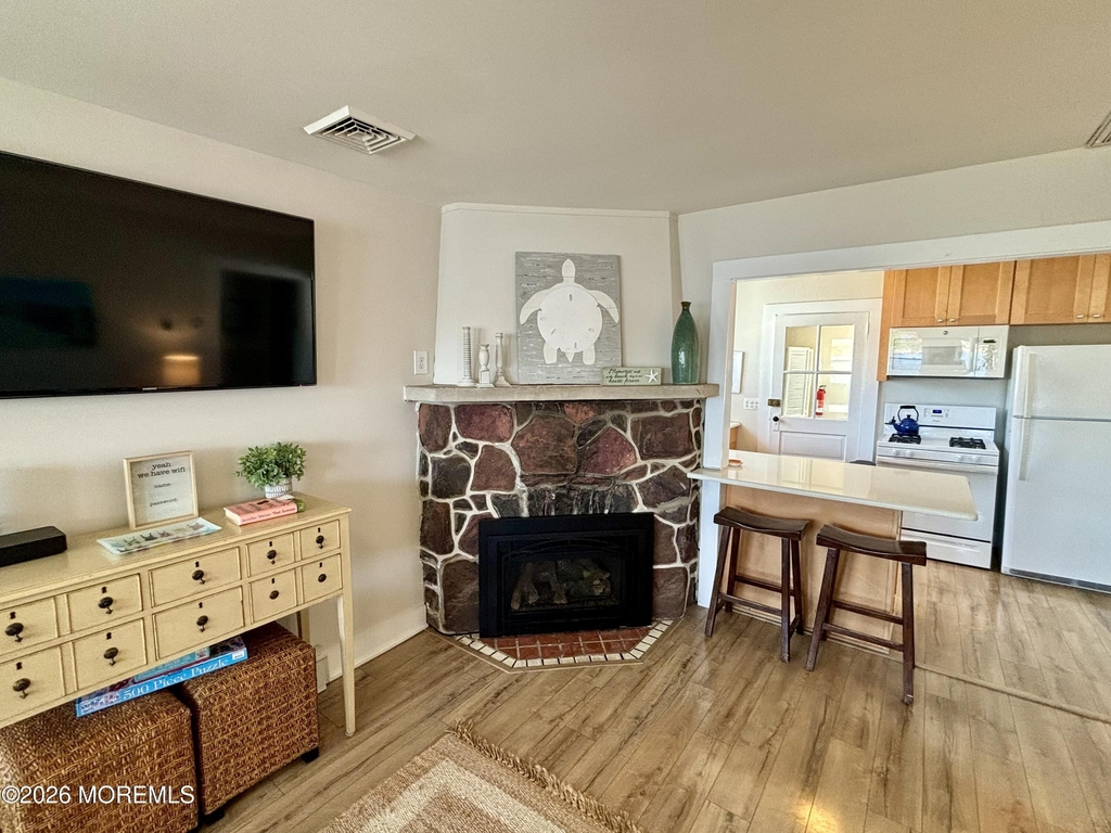86 Bridge Avenue - Photo 5