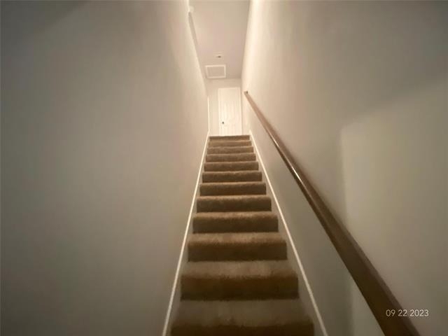 561 S Second - Photo 16