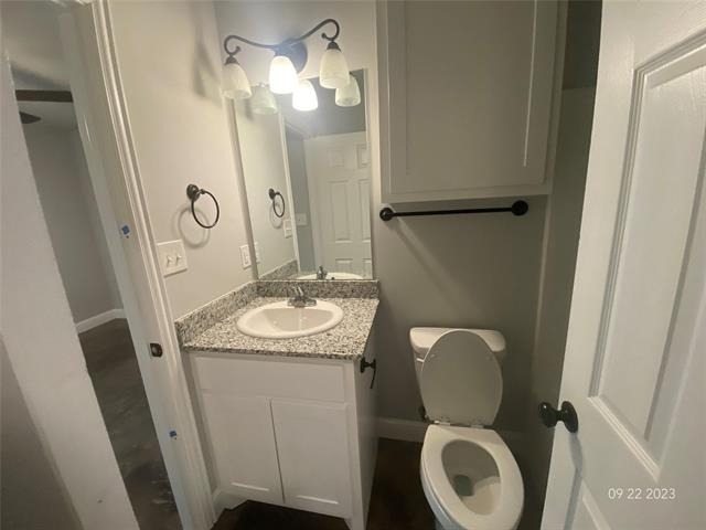 561 S Second - Photo 14