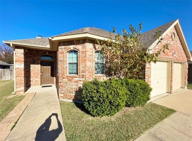 112 Walnut Lane - Photo 0