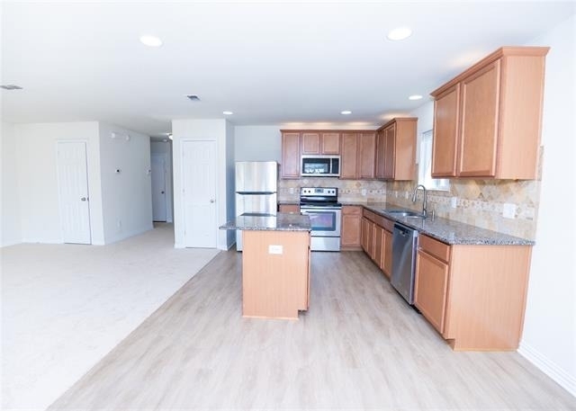 3116 Montserrat Creek Drive - Photo 4