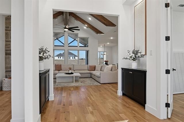 1522 Carter Drive - Photo 3