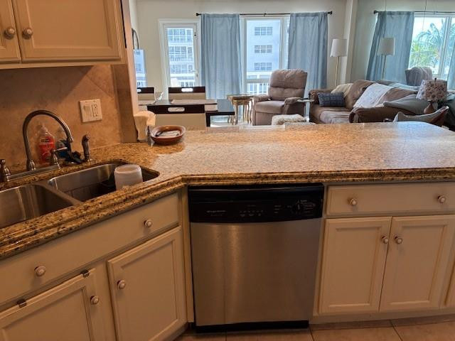 133 N Pompano Beach Boulevard - Photo 6