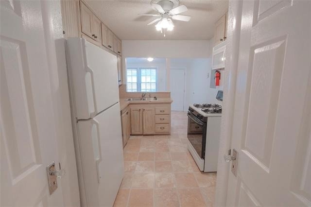 3900 Dexter Avenue - Photo 6