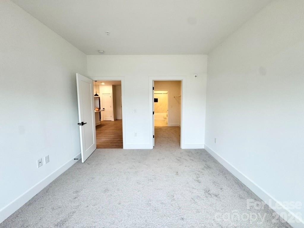 175 W Black Street - Photo 2