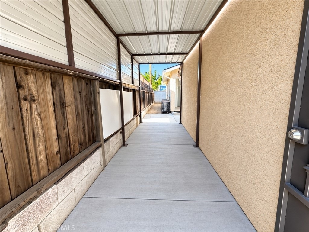6907 Noble - Photo 14