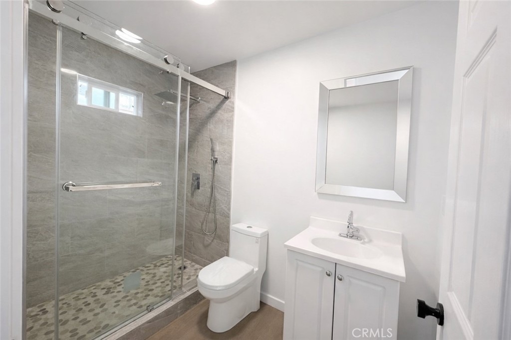 6907 Noble - Photo 1