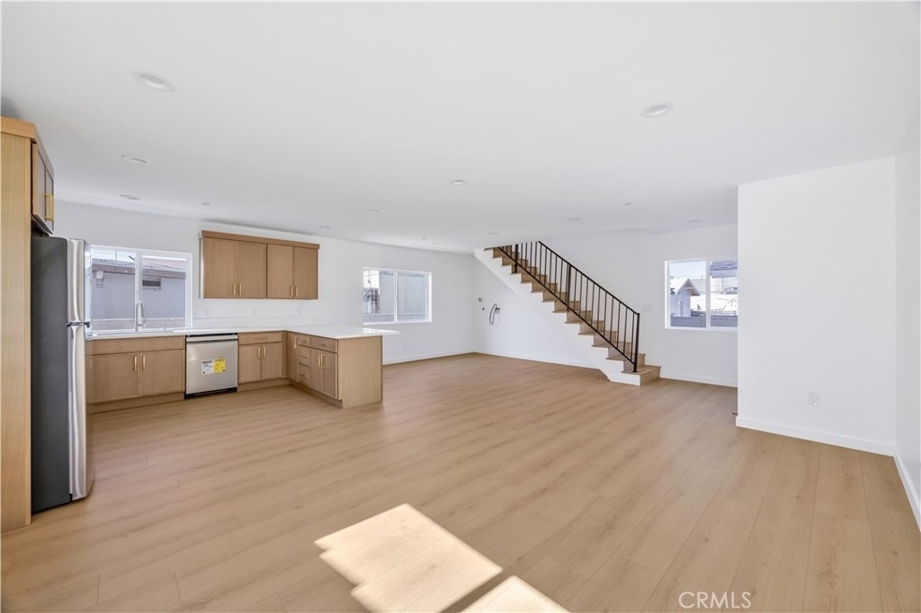 10905 Dalerose - Photo 2