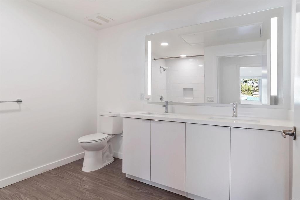 5750 Hollywood Boulevard - Photo 13