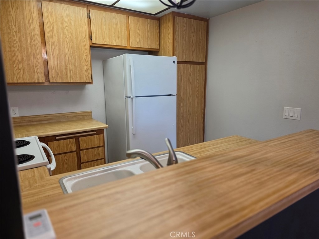 26296 Los Viveros - Photo 7