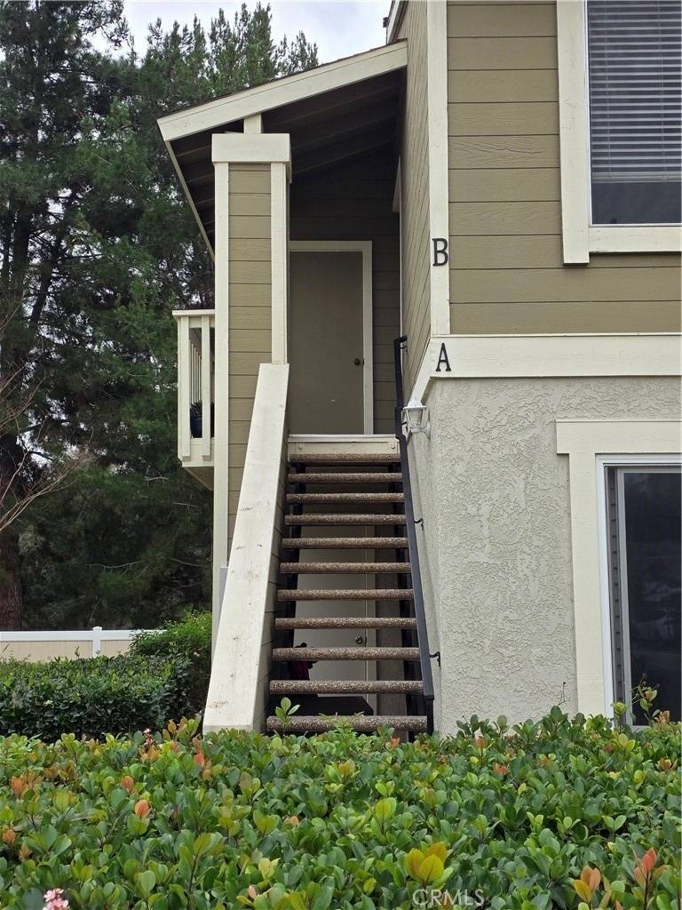 26296 Los Viveros - Photo 2