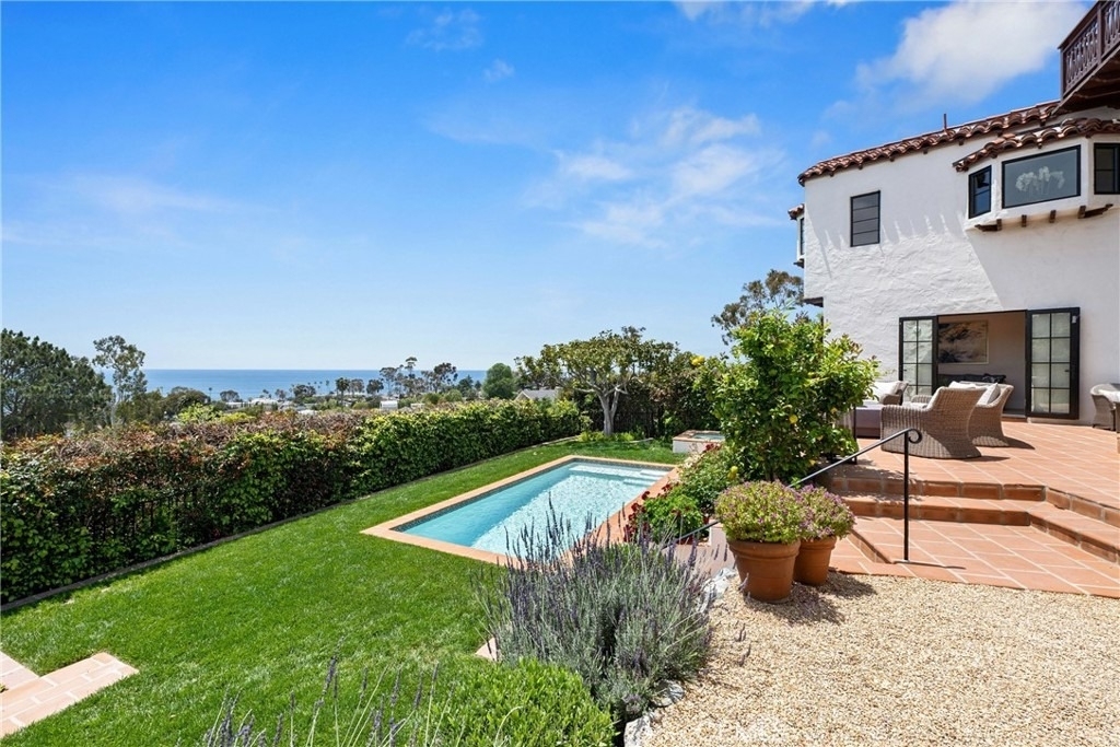 250 High Drive - Photo 2