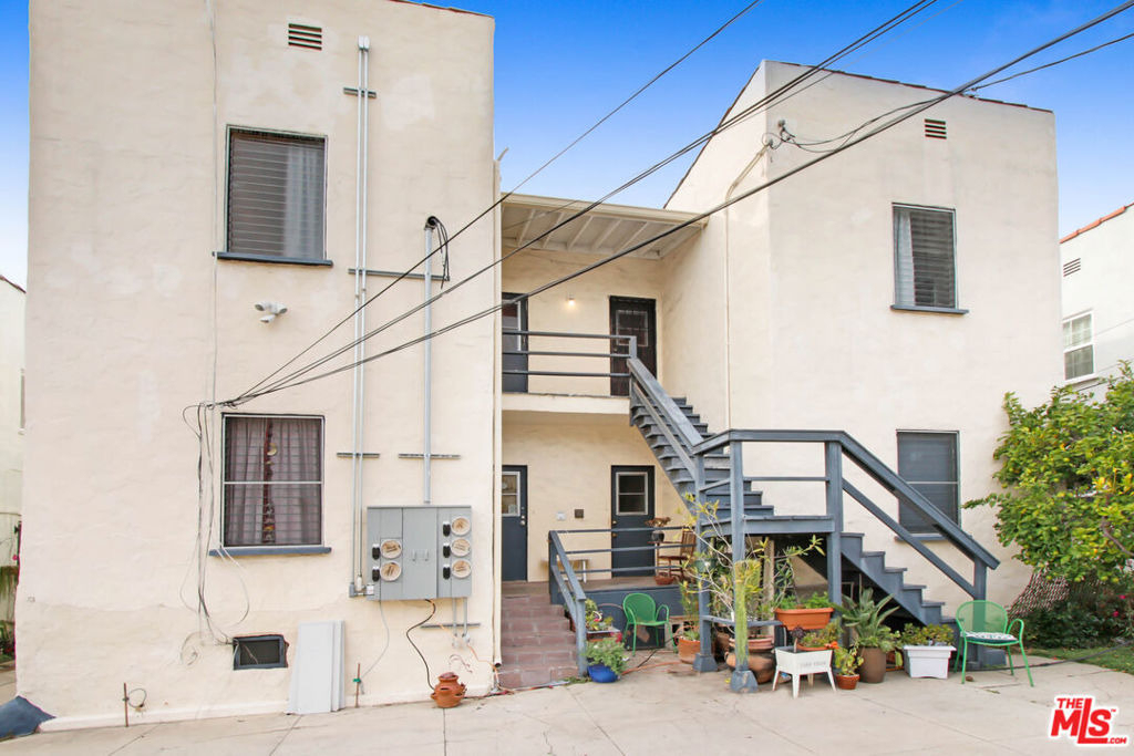 434 N Ogden Drive - Photo 13