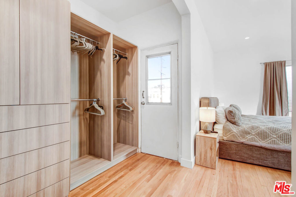 434 N Ogden Drive - Photo 8