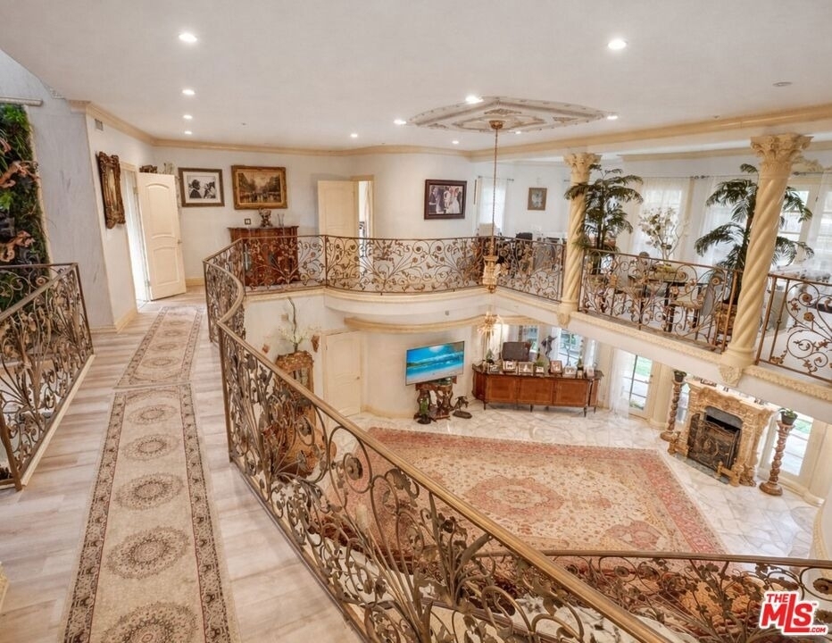 2258 Gloaming Way - Photo 15