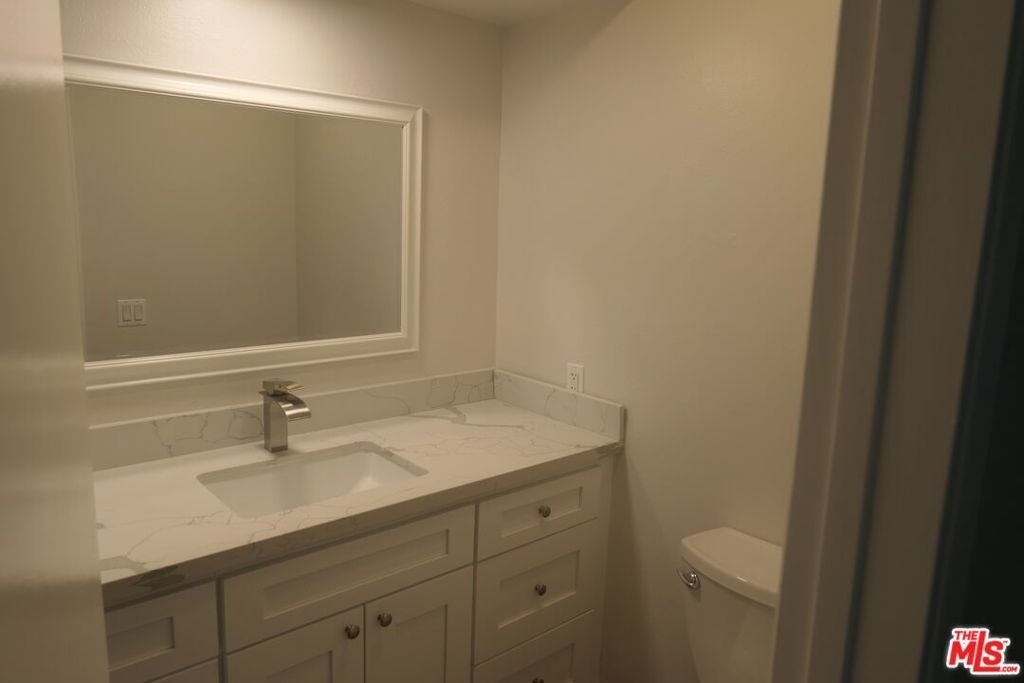 10836 Camarillo Street - Photo 10