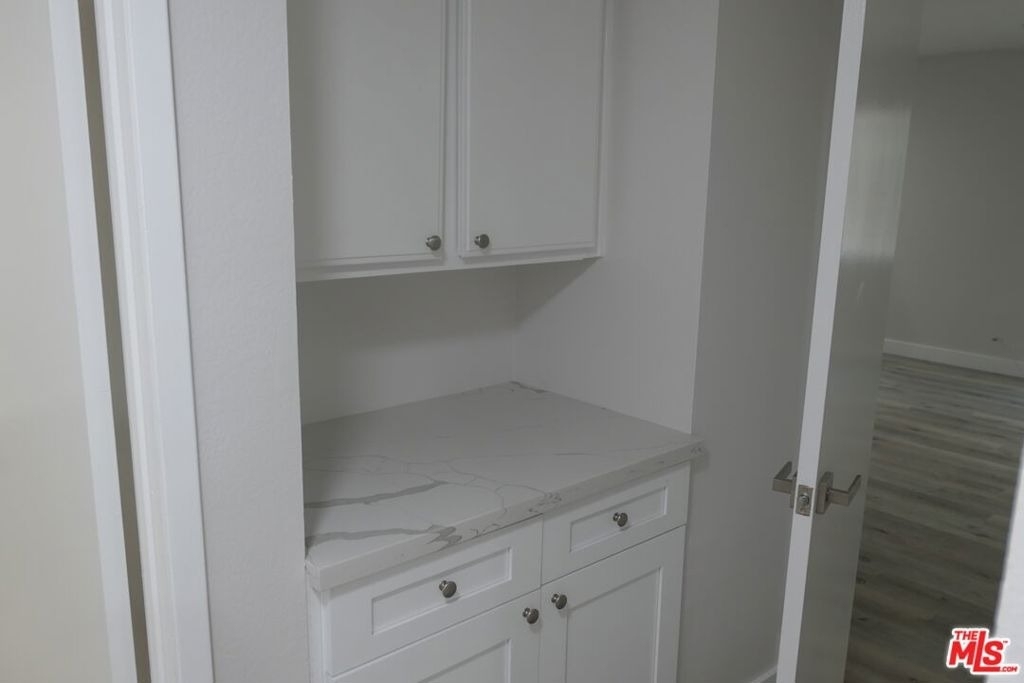 10836 Camarillo Street - Photo 7