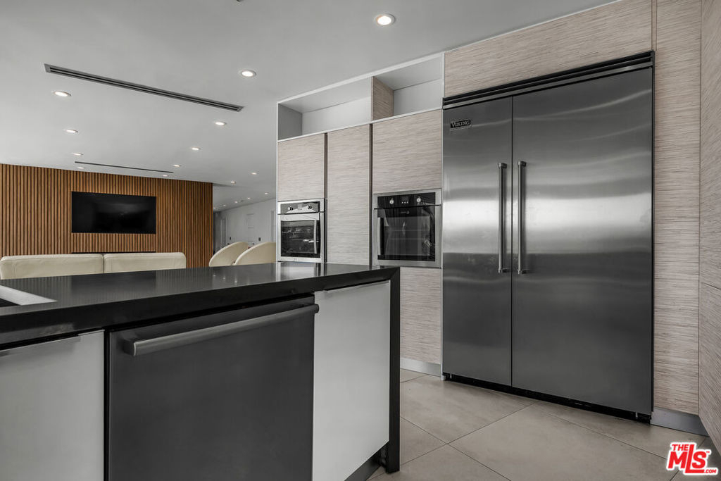849 Glenmere Way - Photo 10