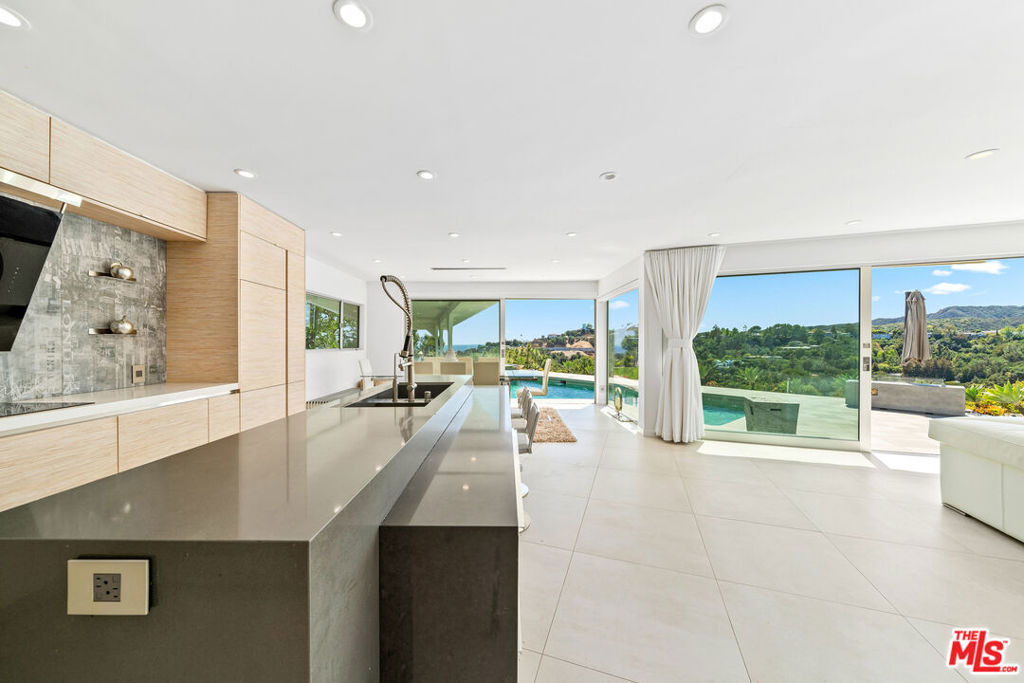 849 Glenmere Way - Photo 36