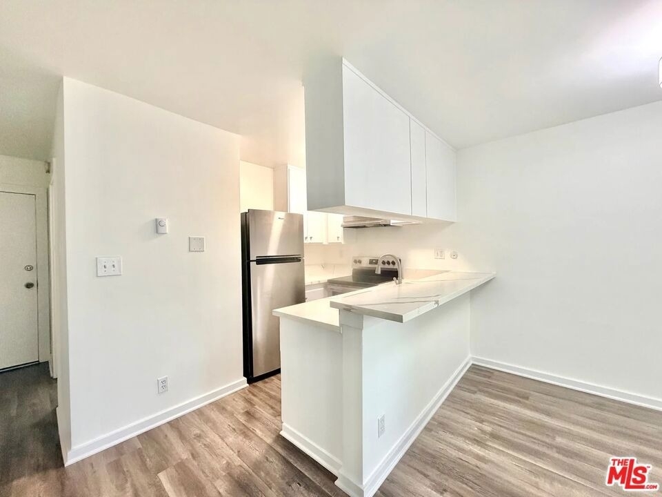 5805 W 8th Street - Photo 13
