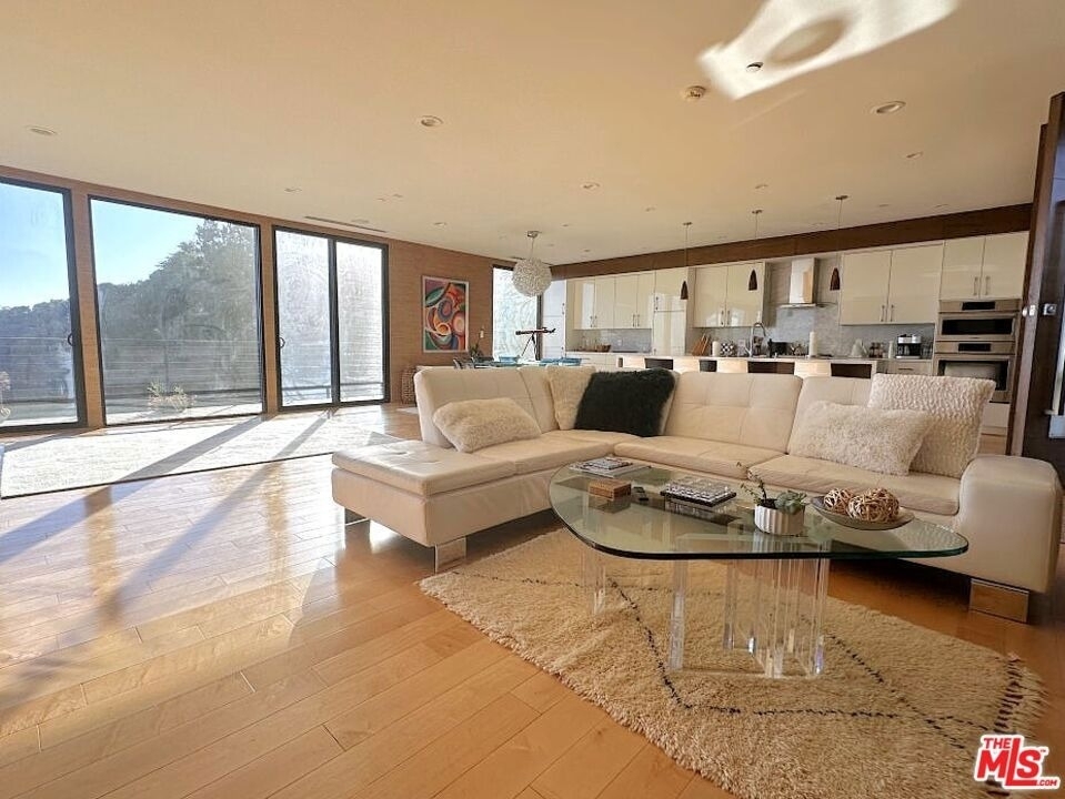 9300 Warbler Way - Photo 4