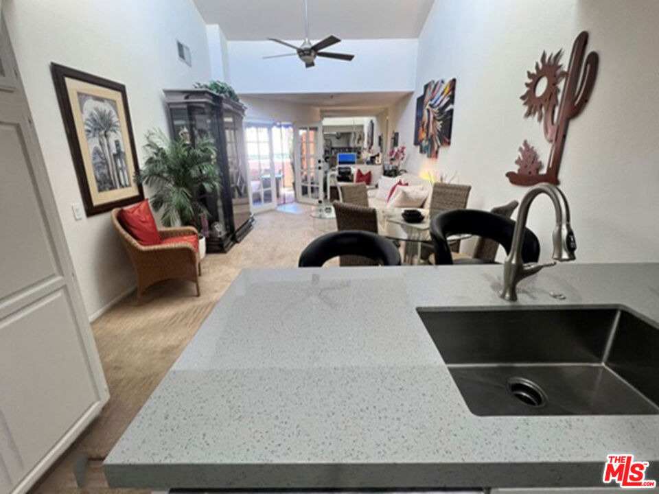 500 E Amado Road - Photo 3