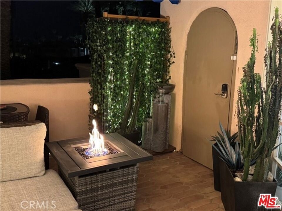 500 E Amado Road - Photo 11