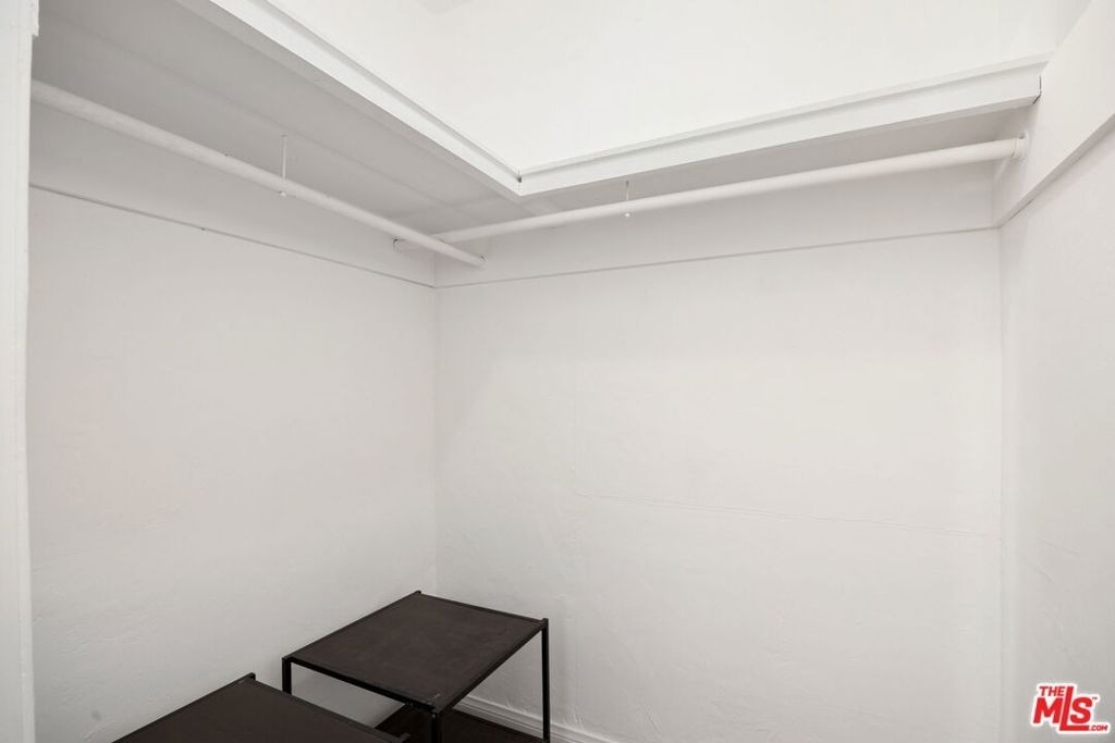 436 S Rexford Drive - Photo 9