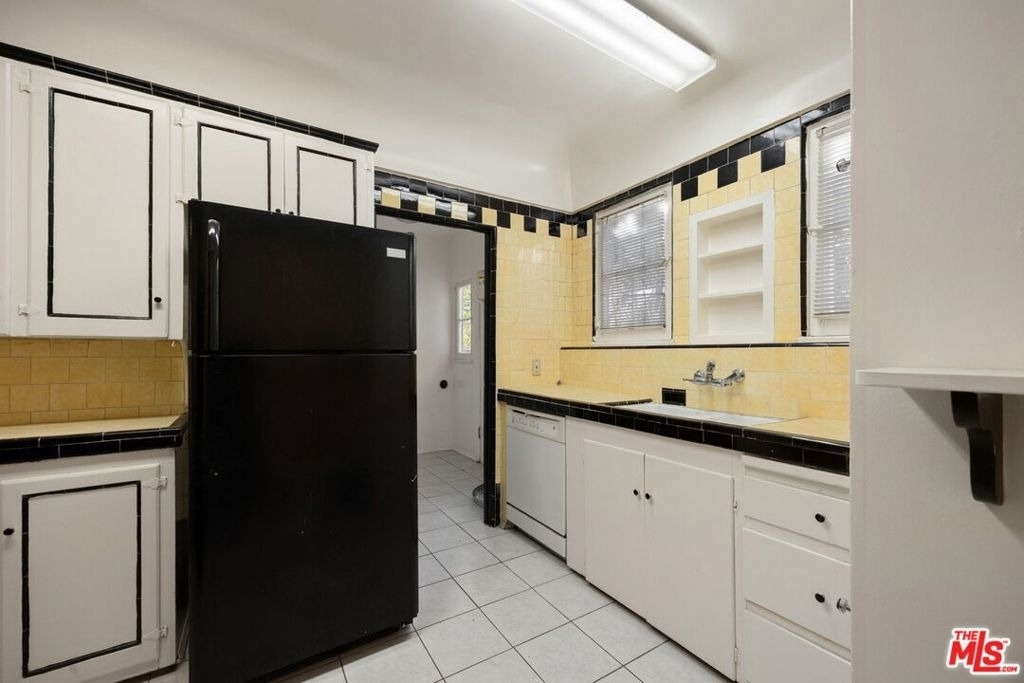 436 S Rexford Drive - Photo 6