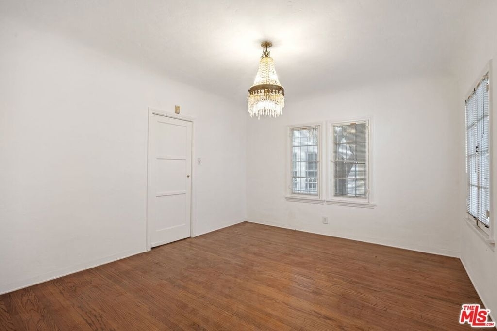 436 S Rexford Drive - Photo 3