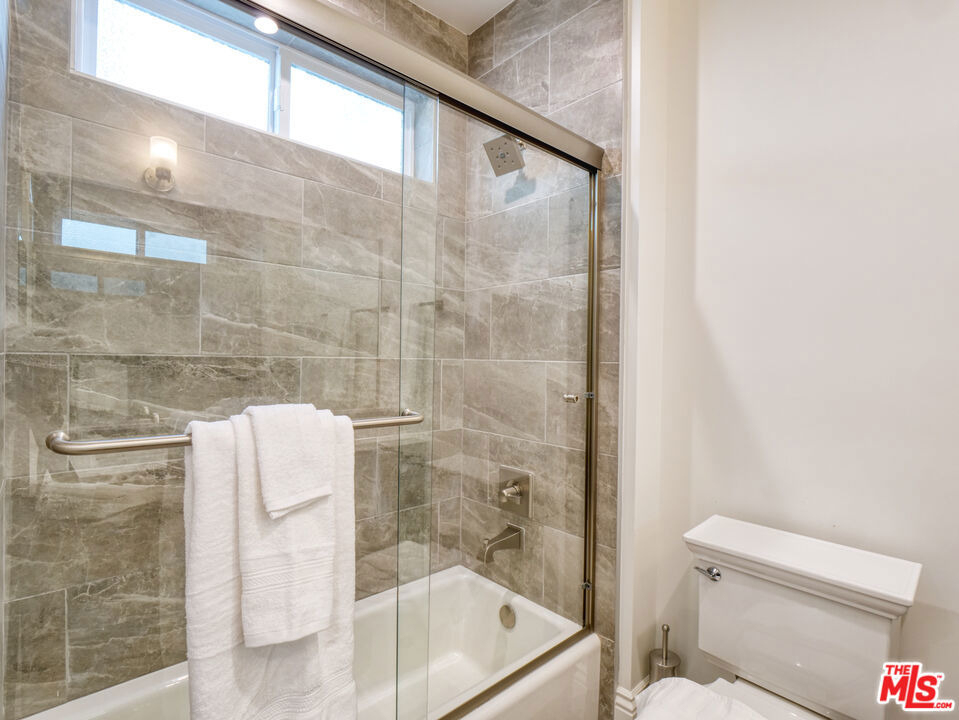 8700 Chalmers Drive - Photo 13