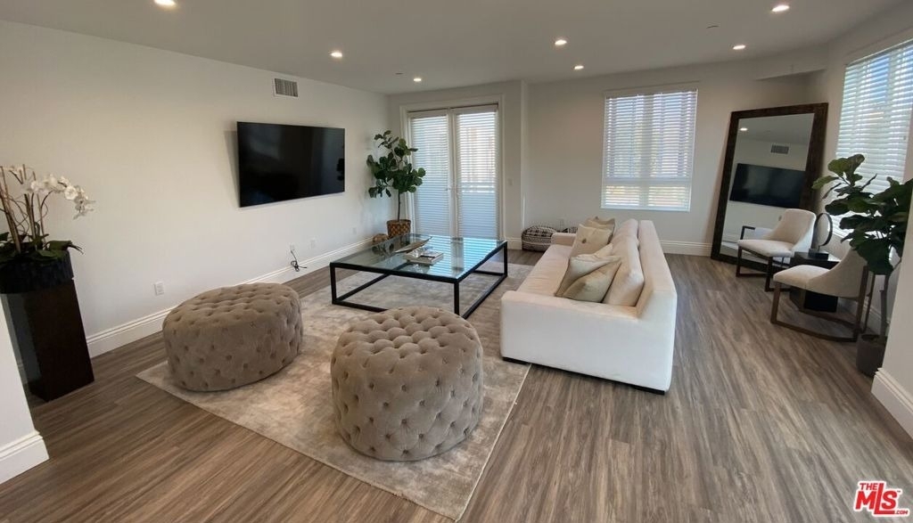 8700 Chalmers Drive - Photo 9