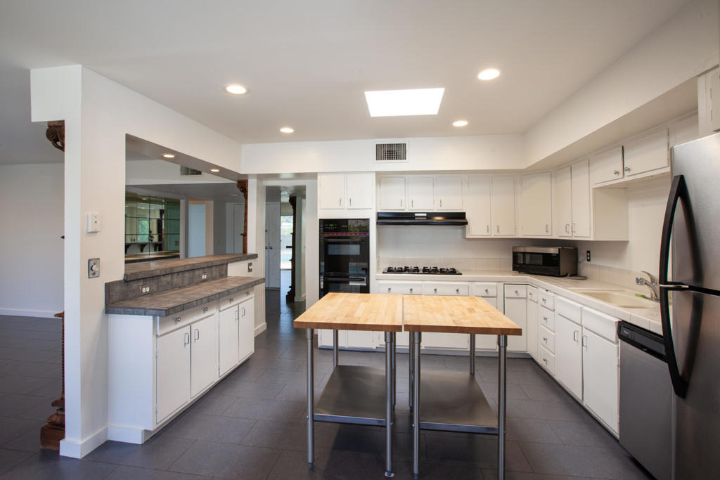 3033 E Verona Road - Photo 4
