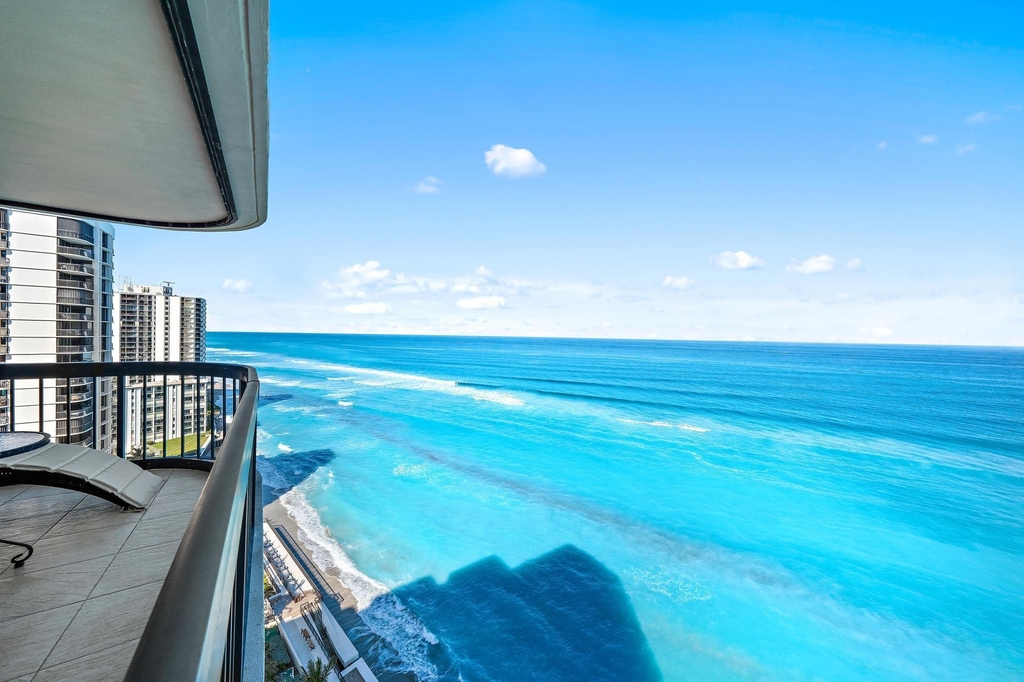 5380 N Ocean Drive - Photo 19