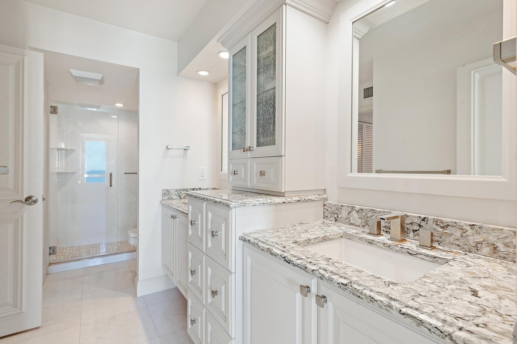 5380 N Ocean Drive - Photo 13