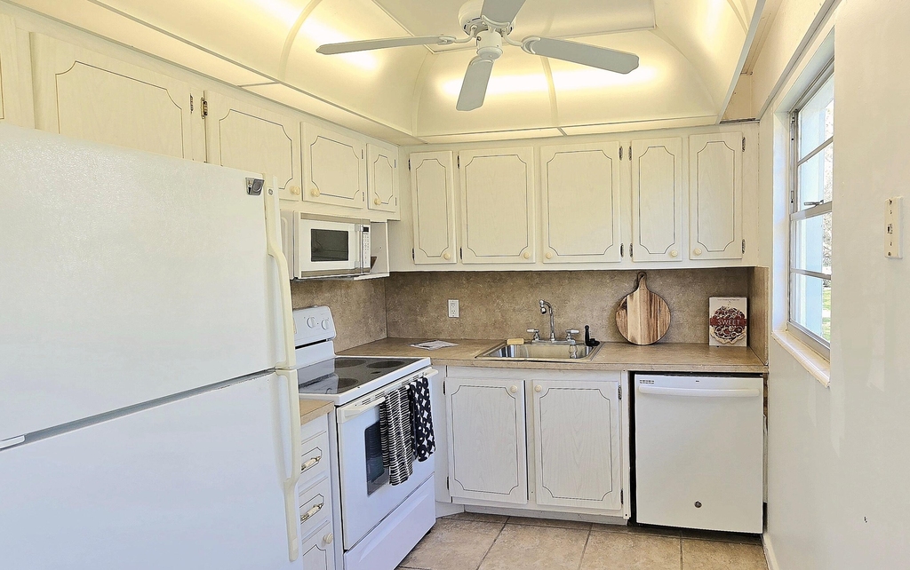 184 Tilford I - Photo 4