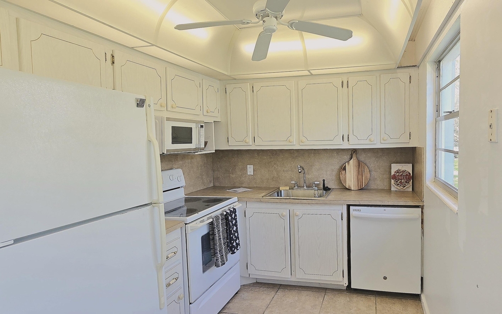 184 Tilford I - Photo 5