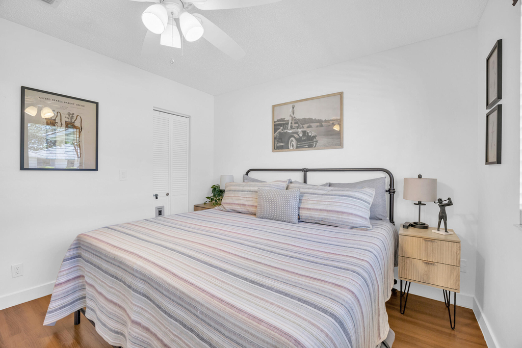 836 Club Drive - Photo 22