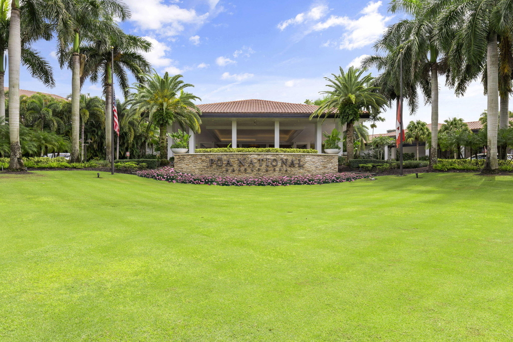 836 Club Drive - Photo 34
